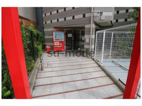 ラフォンテ摂津富田のエントランス