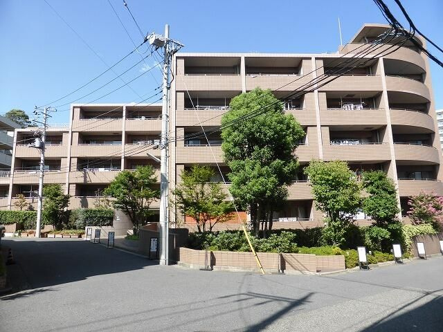 キャメロット上永谷の外観
