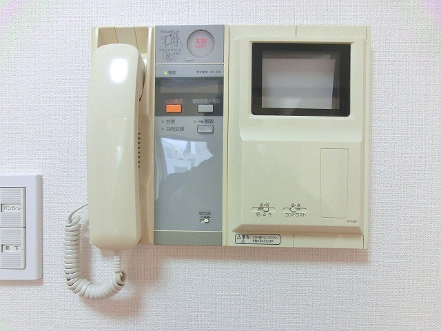 RESIDIA浅草橋の設備|モニター付きインターホンセキュリティです