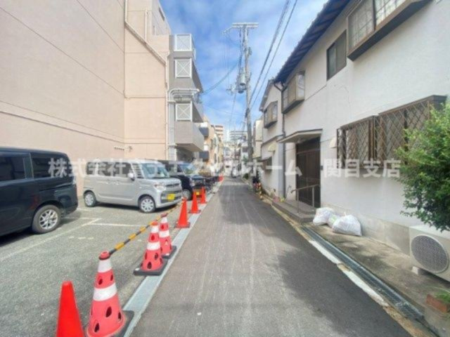 メゾンラフォーレの周辺