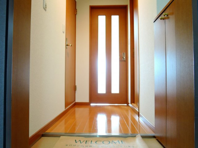 TIAハイム上本町の玄関