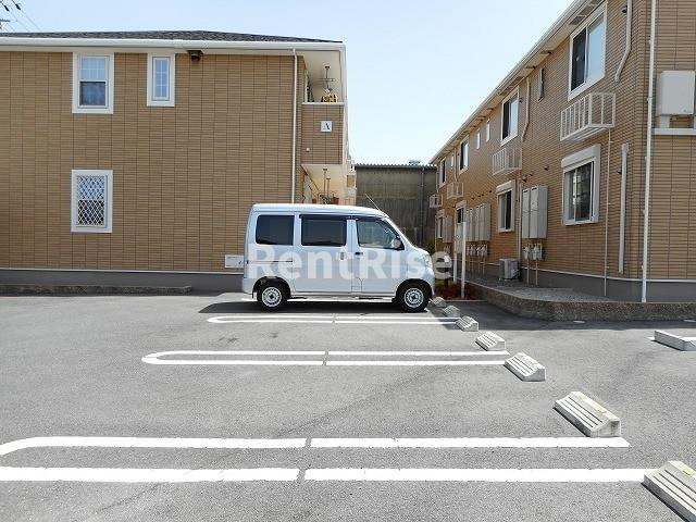 ソフィアＡの駐車場