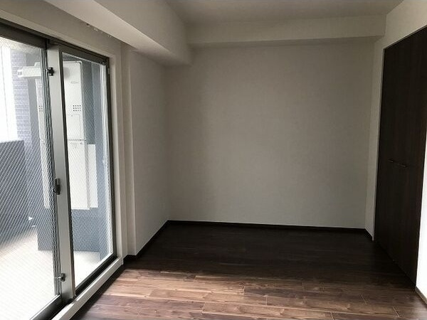 プレサンスロジェ栄の寝室