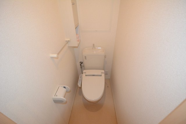 ウォシュレット付きのトイレです！