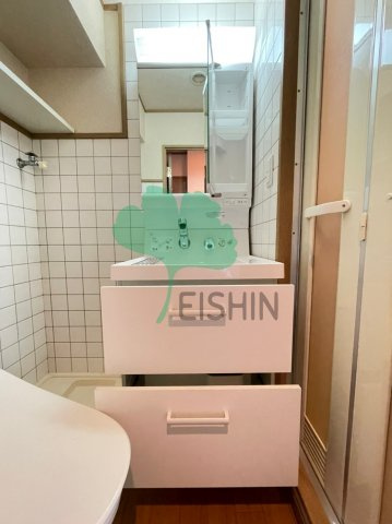エステートモア天神アトリエの洗面所|シンプルで使いやすい洗面台です！