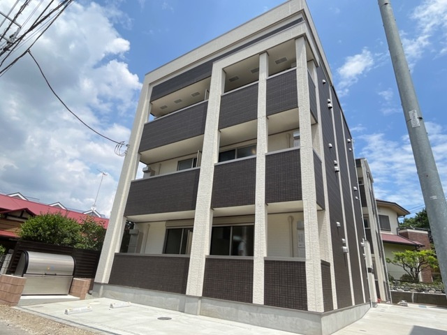 藤沢市辻堂元町４丁目のアパートの外観