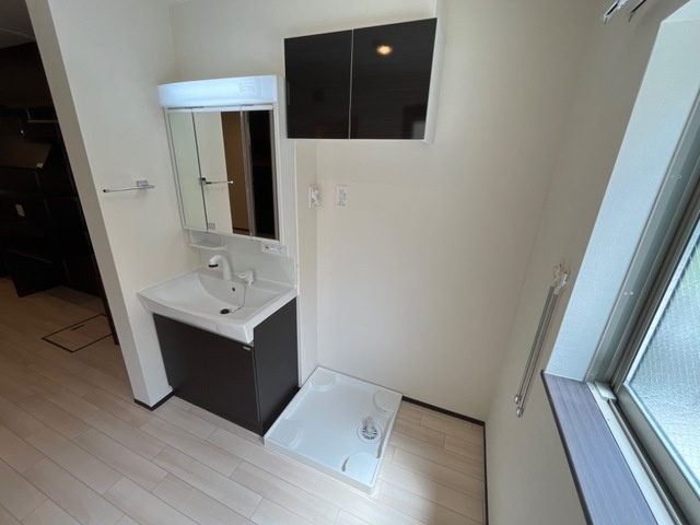 藤沢市辻堂元町４丁目のアパートの洗面所