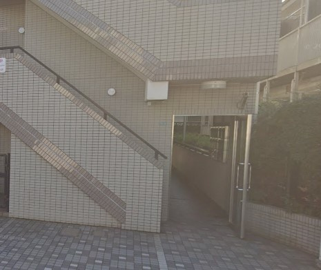 パルシティ笈川の玄関