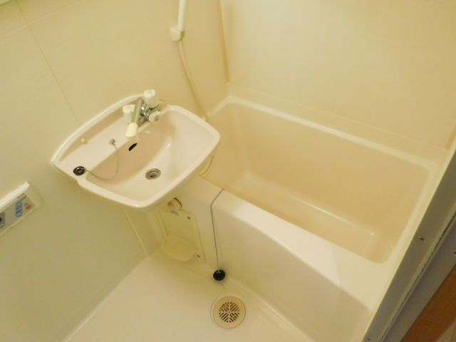 カリーノ長島の浴室