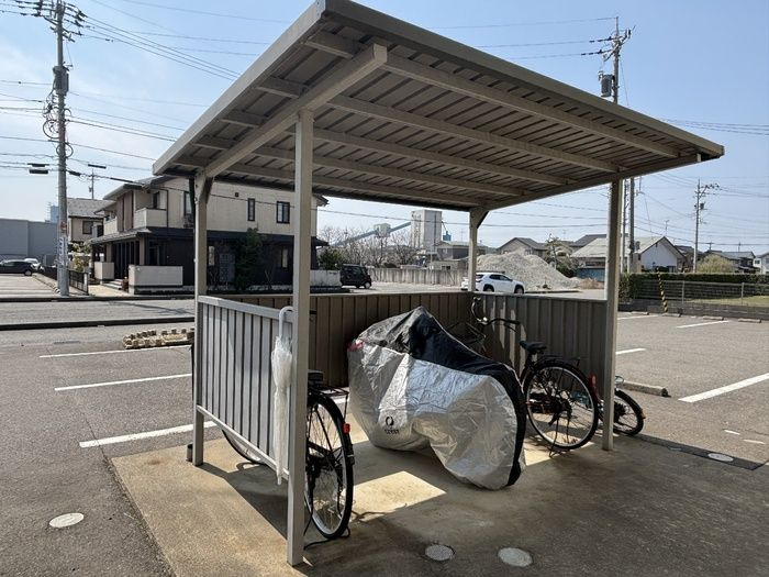 ラヴィアンローズ　A棟
