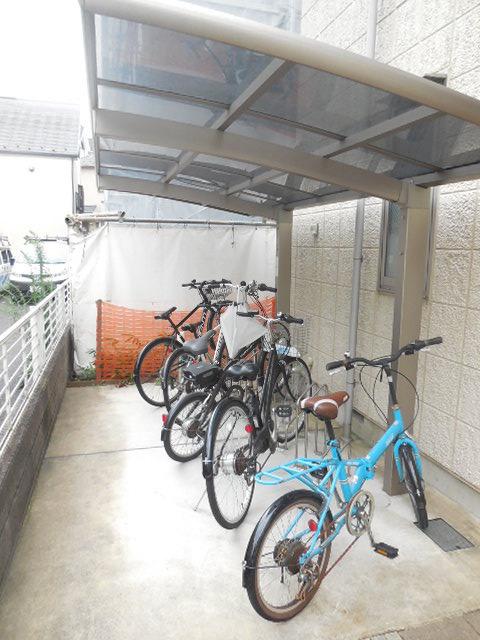 カーサ　ステラのその他共用部分|★屋根付き駐輪場★
