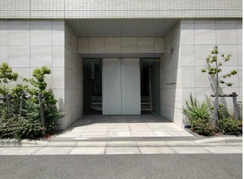 クレイシア森下ステーションサイトのエントランス