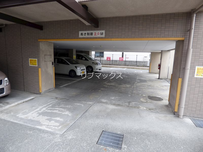 【駐車場】エバーグレイス西宮2