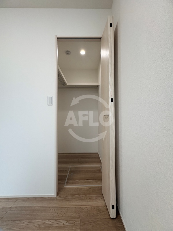 フジパレス今川Ⅰ番館の収納|フジパレス今川Ⅰ番館　ウォークインクロゼット