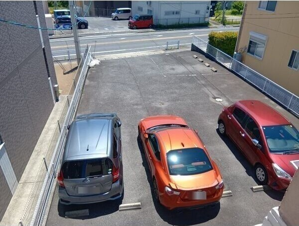 ブランカハウス　　刈谷市近郊の賃貸ならクラスホーム刈谷店の駐車場