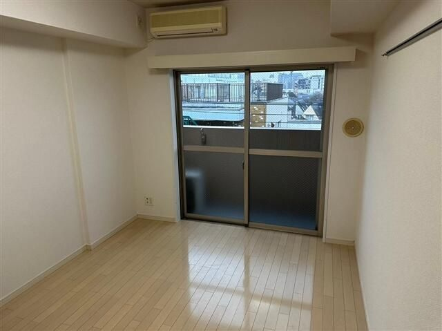 メインステージ大井町の居間・リビング