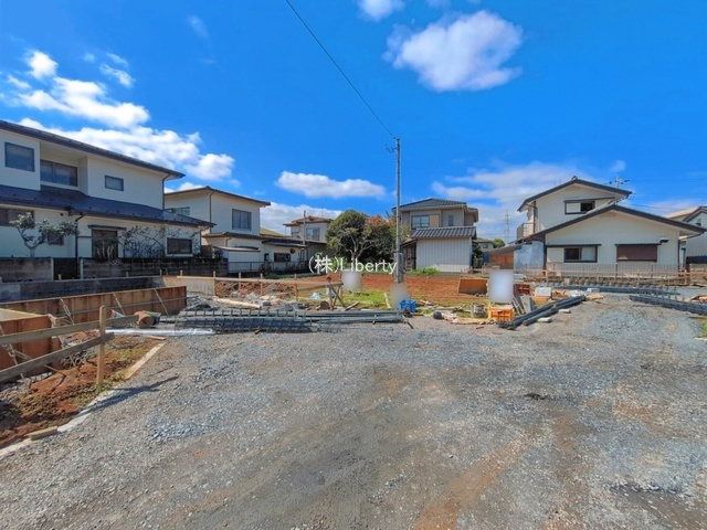 土浦市真鍋4丁目　新築戸建　3号棟の前面道路含む現地写真