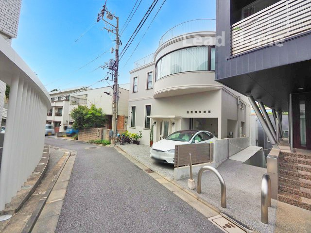 【前面道路含む現地写真】 | 港区元麻布3丁目
