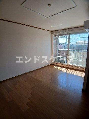 サルドセジュールＡの居間・リビング|高崎、前橋のお部屋探しはエンドスケープまで！お客様の理想お聞かせ下さい♪