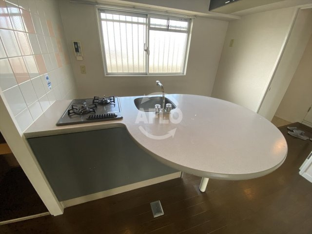 ヴェスタ堀江　日吉小学校区のキッチン|ヴェスタ堀江　カウンターキッチン