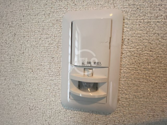 ヴェスタ堀江　日吉小学校区の設備|ヴェスタ堀江　人感センサーライト