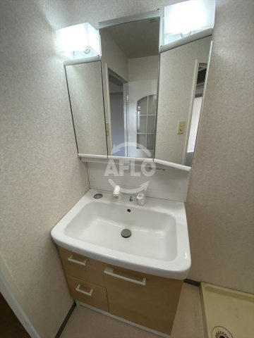 ヴェスタ堀江　日吉小学校区の独立洗面台|ヴェスタ堀江　独立洗面台
