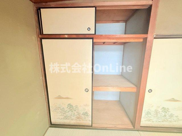 南本町6丁目戸建の収納