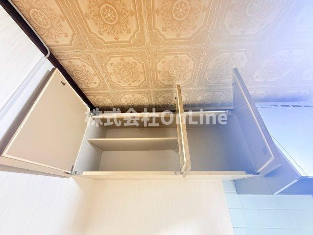 南本町6丁目戸建の収納