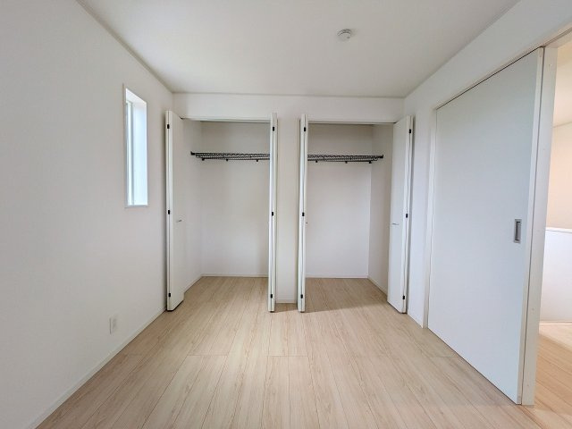八王子市　長房町　新築一戸建て　３２期の収納|～収納力の高いクローゼット完備～