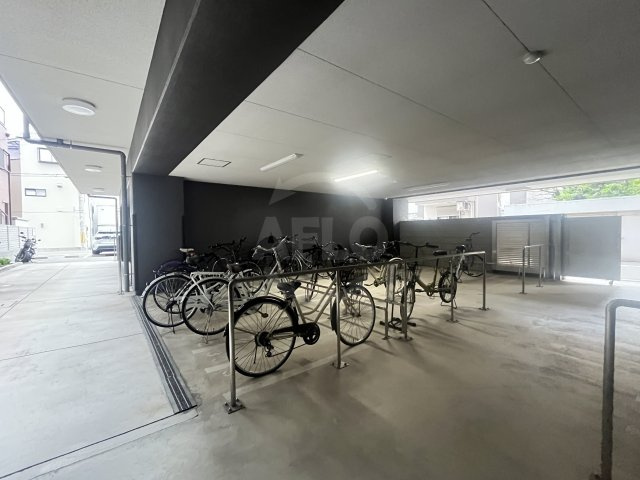 ララプレイス大阪ウエストゲートのその他|駐輪場