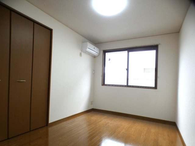 アーバンライフ塩屋台　B棟の洋室