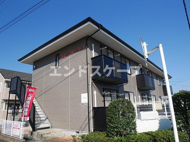 フローラルコートのエントランス|高崎、前橋のお部屋探しはエンドスケープまで！お客様の理想お聞かせ下さい♪