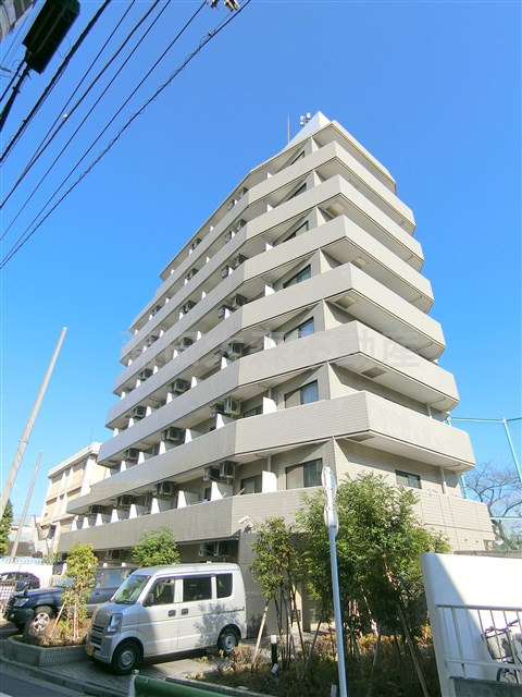 コスモリード蒲田の外観