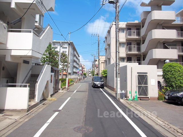 【その他】 | パーク・ハイム学芸大学センターコート | 見通しが良くすっきりと整備された前面道路！車通りも落ち着いており小さなお子様とのお散歩も安心です♪