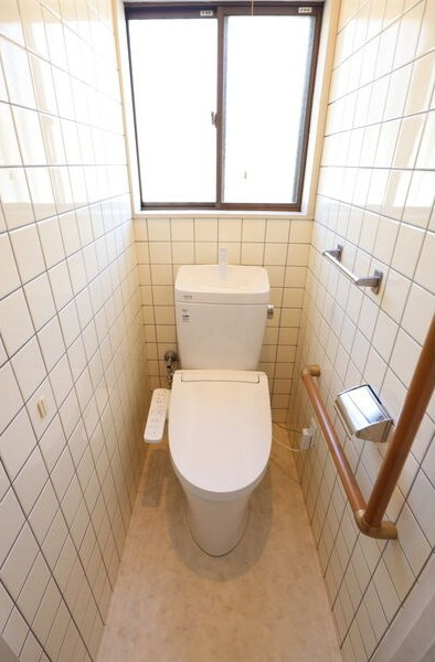 御器所３丁目貸家のトイレ