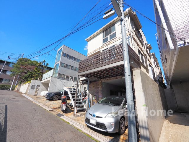 【外観】 | 世田谷区用賀2丁目 | 建物のプランニングがしやすい土地形状ですので、開放的な建物の実現ができそうです。