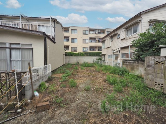 【外観】 | 世田谷区弦巻3丁目 | 青空が広がり心地よい日差しが届く敷地です！明るい日差しを感じながら毎日気持ちよく過ごせますね♪