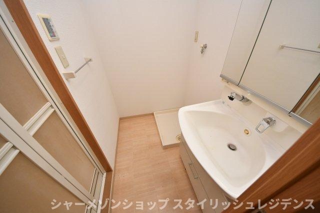 サンメイプルの洗面所