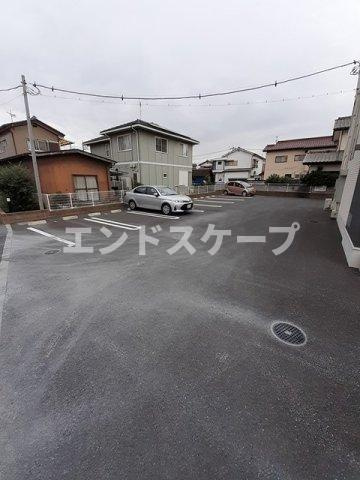 サンフラワー江木の駐車場|高崎、前橋のお部屋探しはエンドスケープまで！お客様の理想お聞かせ下さい♪