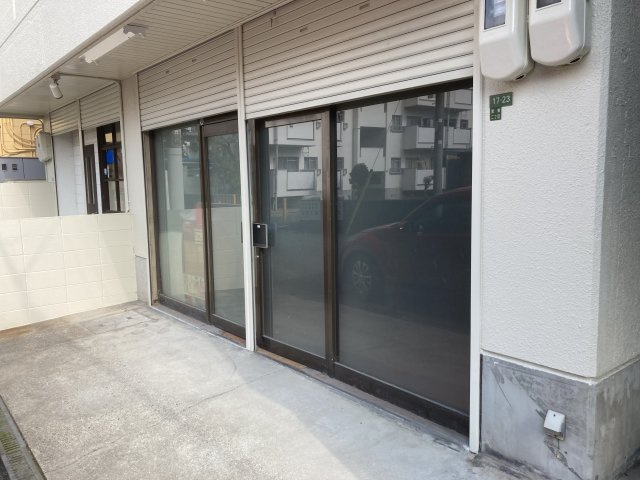 コーポスガハラ1階のロビー