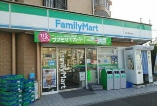ラ　リヴィエールの周辺|ファミリーマート狛江東和泉店まで600m