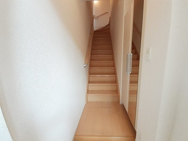 ラ　リヴィエールの玄関