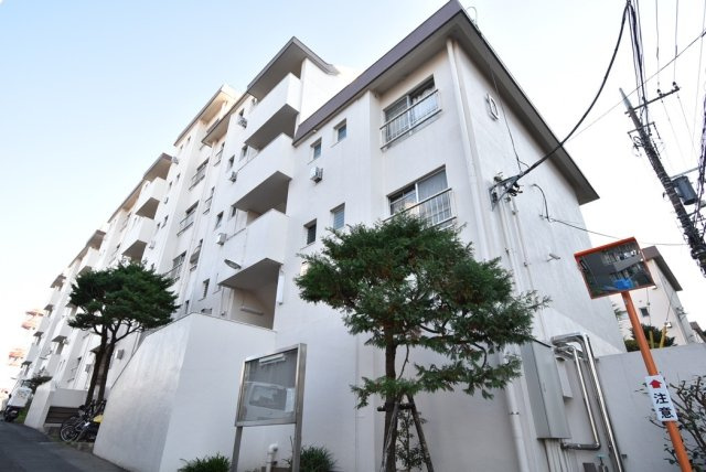 東急市が尾ドエリングＤ棟の外観