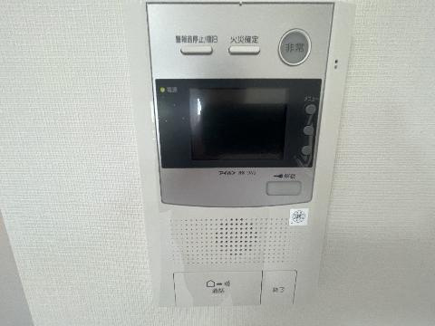 ディアレイシャス泉のセキュリティ|カメラ付きインターホン