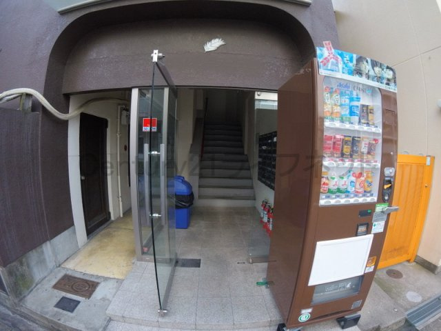 【エントランス】 | パインリーフ東三国