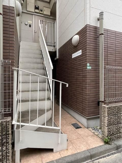 アドバンス中村橋のエントランス|毎日通るエントランスはこのようになっています