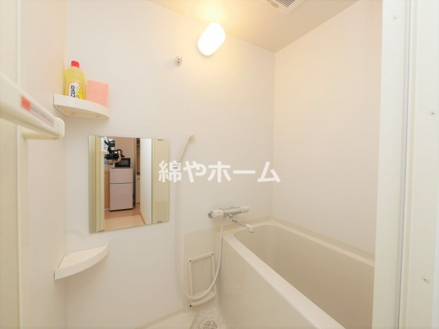 みおつくし西なんばの浴室|コンパクトで使いやすいお風呂です
