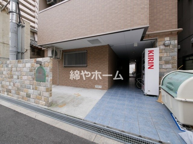 みおつくし西なんばのエントランス|ゆとりのあるエントランスです