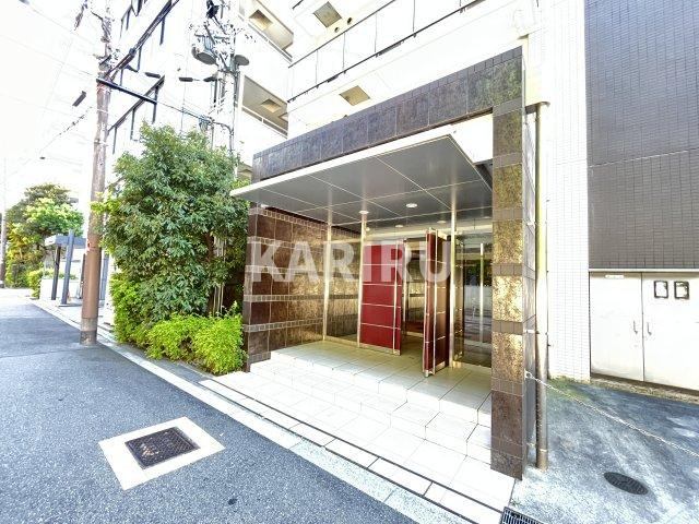 G-FLATのエントランス