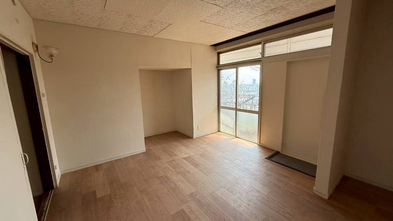 西山町戸建アパートの玄関|シンプルで使いやすい玄関です
